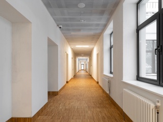 FORM_hallway_AR